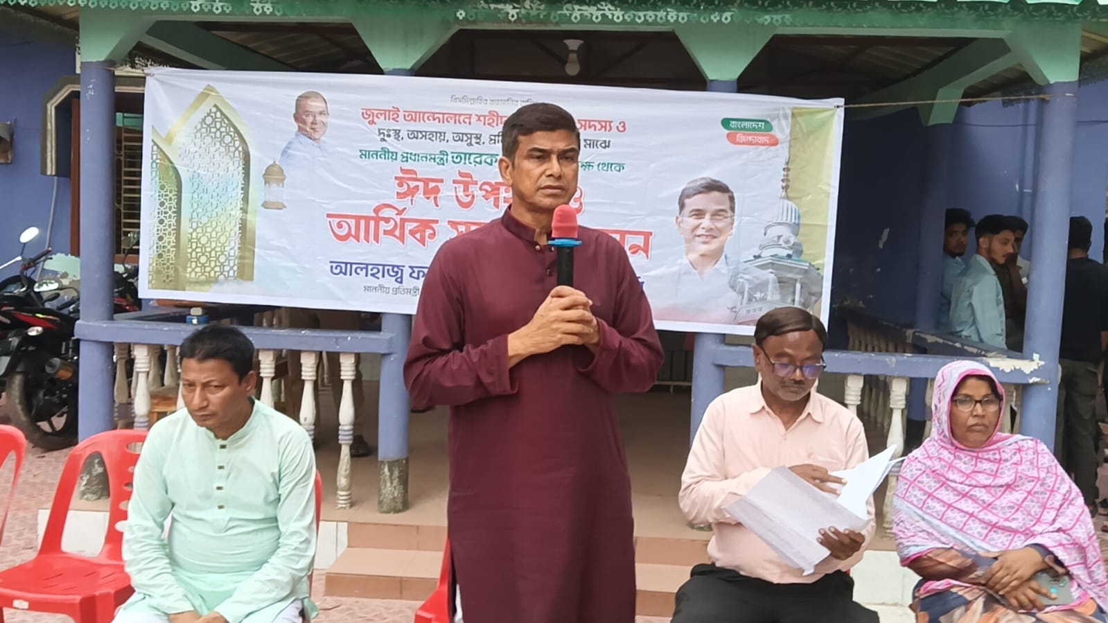 সংরক্ষিত বিদেশি ফল নয় গ্রামীণ পরিবেশে উৎপাদিত ফল ও সব্জি বেশী করে খাবেন : পানিসম্পদ প্রতিমন্ত্রী