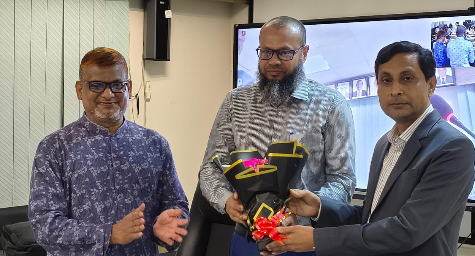 পবিপ্রবির ভাইস-চ্যান্সেলর প্রফেসর ড. এস. এম. হেমায়েত জাহান বাংলাদেশ বিশ্ববিদ্যালয় পরিষদের সংবর্ধনা