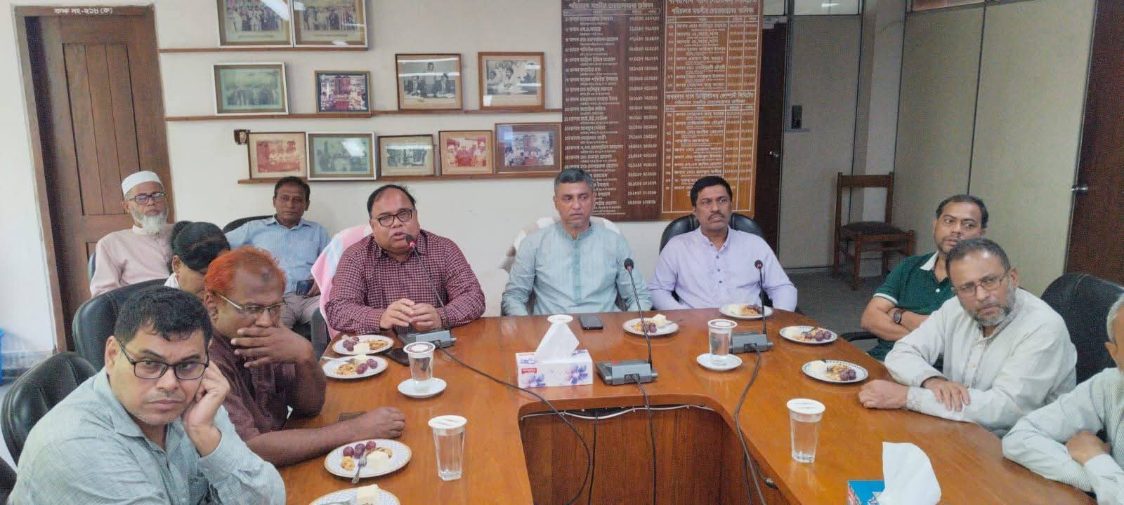 কুমিল্লার গ্যাস সংকট নিরসনে বাখরাবাদ এমডির সঙ্গে কুউক চেয়ারম্যানের বৈঠক