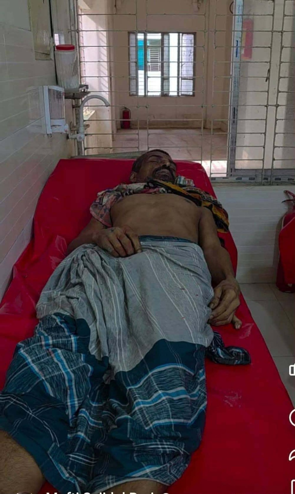 তিতাসে ছোট ভাইয়ের কোদালের আঘাতে প্রাণ গেল বড় ভাইয়ের