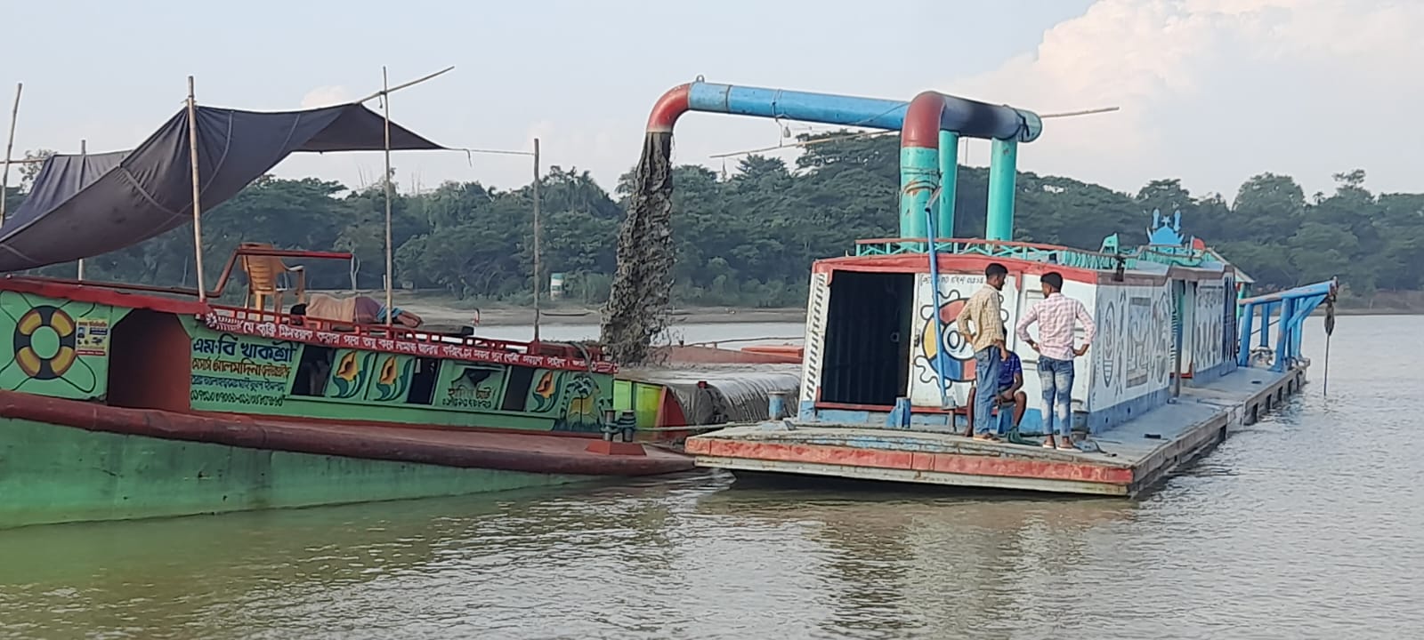 চার্জশীটে বালু লুটতরাজদের নাম বাদ দেয়ায় ক্ষোভ, পুনঃতদন্ত চেয়ে আবেদনের প্রস্তুতি