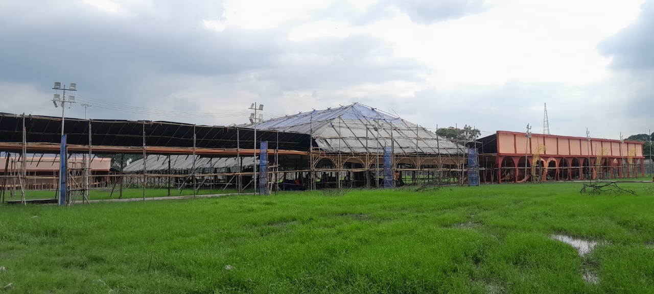 ইসকনের ৫৫ তম রথ যাত্রার প্রস্তুতি, অন্যদিকে চলছে প্রতিটি মার্কেটে রথের কেনাবেচা 