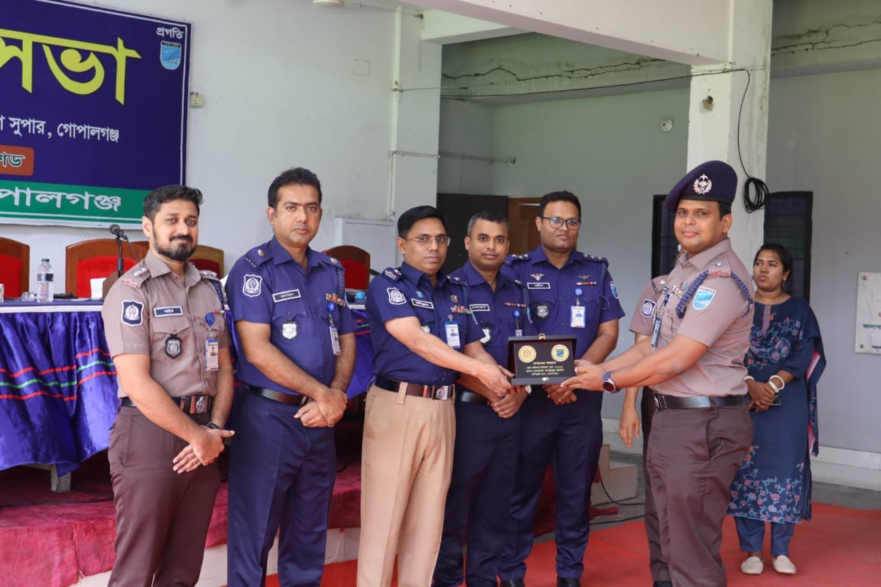 গোপালগঞ্জের শ্রেষ্ঠ ওসি নির্বাচিত হলেন কাশিয়ানী থানার মাহফুজুর রহমান