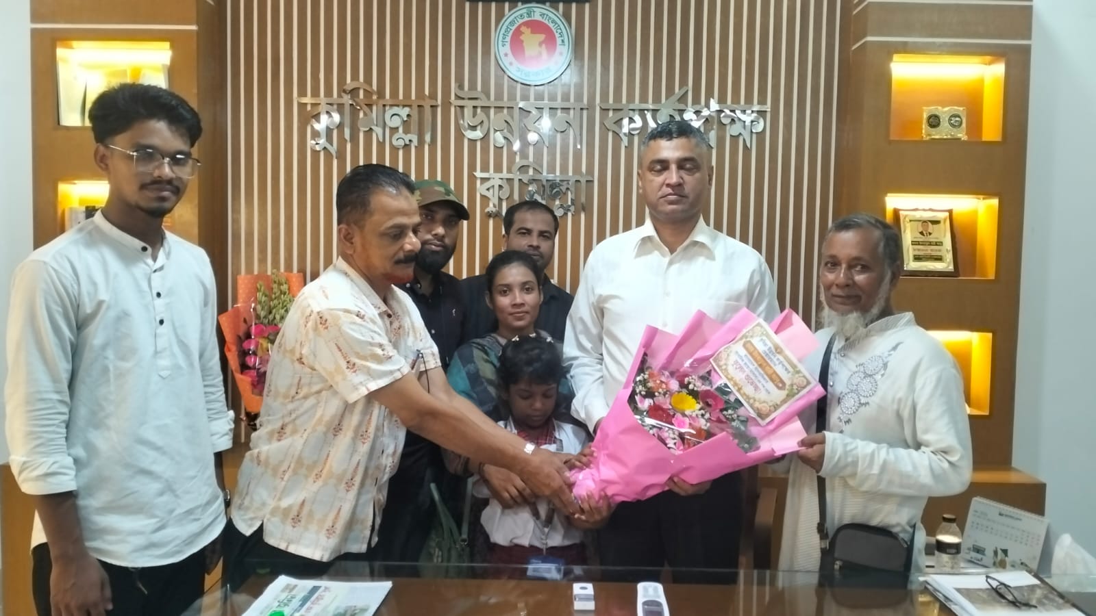 কুমিল্লা উন্নয়ন কর্তৃপক্ষের চেয়ারম্যানকে মাসাসের ফুলেল শুভেচ্ছা