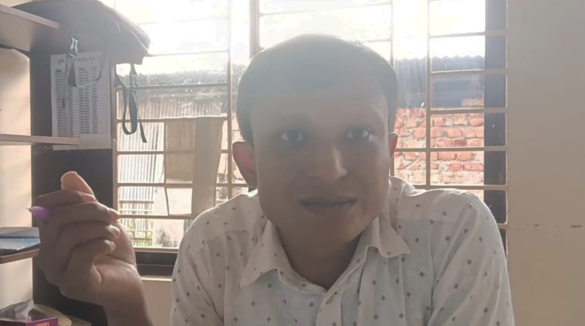 সিটিজেন চার্টার ছাড়াই চলে বোদা ইউনিয়ন ভূমি অফিস, ভোগান্তিসহ অতিরিক্ত অর্থ আদায়ের অভিযোগ