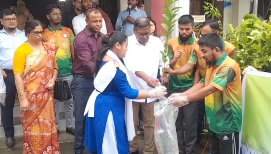 ময়মনসিংহে উৎসবমুখর পরিবেশে ‘ক্লিন ময়মনসিংহ’ কর্মসূচি পালিত