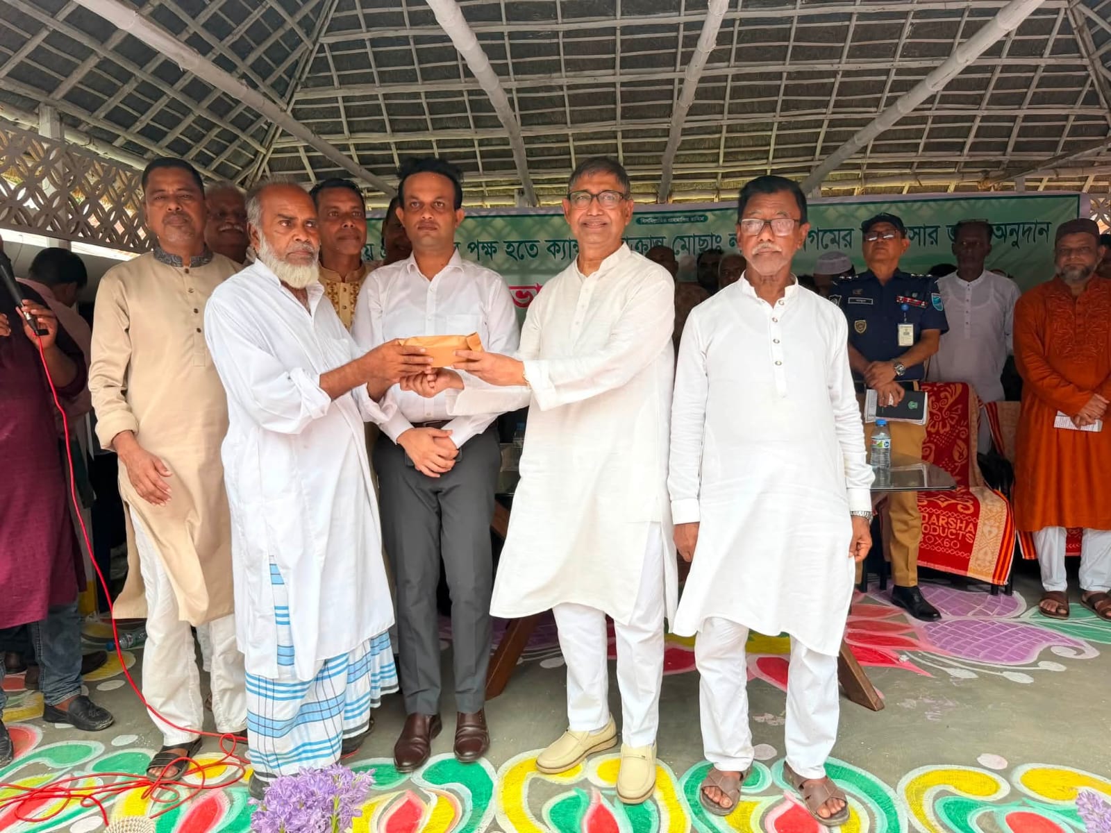 গণমাধ্যমের খবর দেখে ক্যান্সার আক্রান্ত মায়ের পাশে প্রধানমন্ত্রী, দিলেন চিকিৎসা সহায়তা