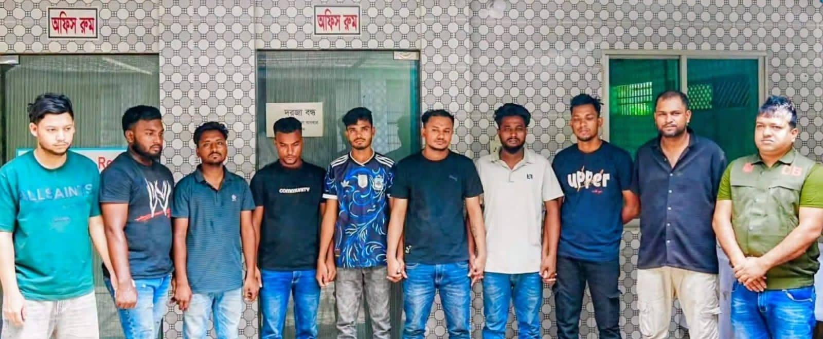 ময়নামতিতে ডিবির অভিযানে ৬ মোটরসাইকেলসহ  ৯ জন গ্ৰেফতার